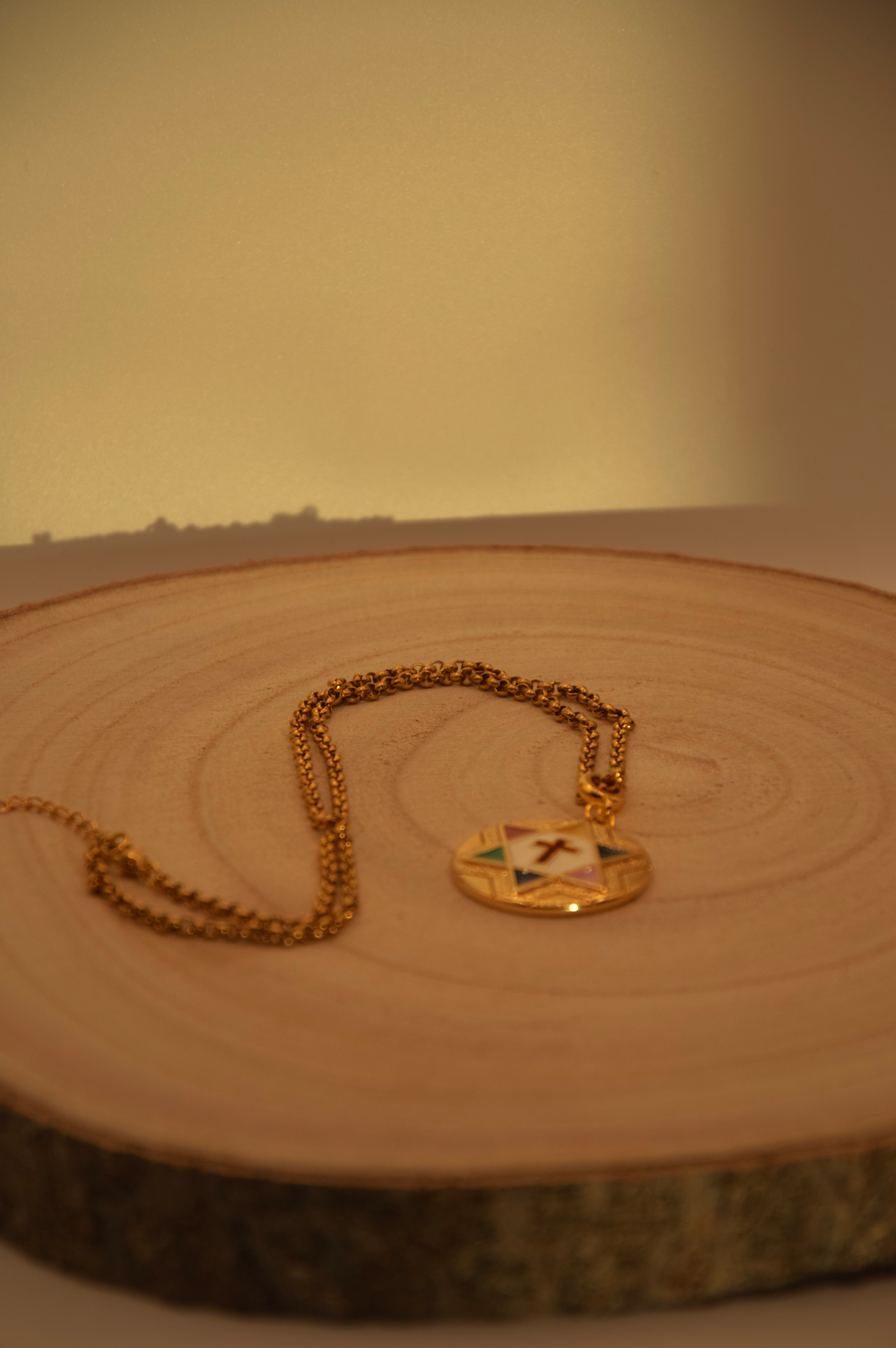 Medalhão Sagrado: A Força do Orixá