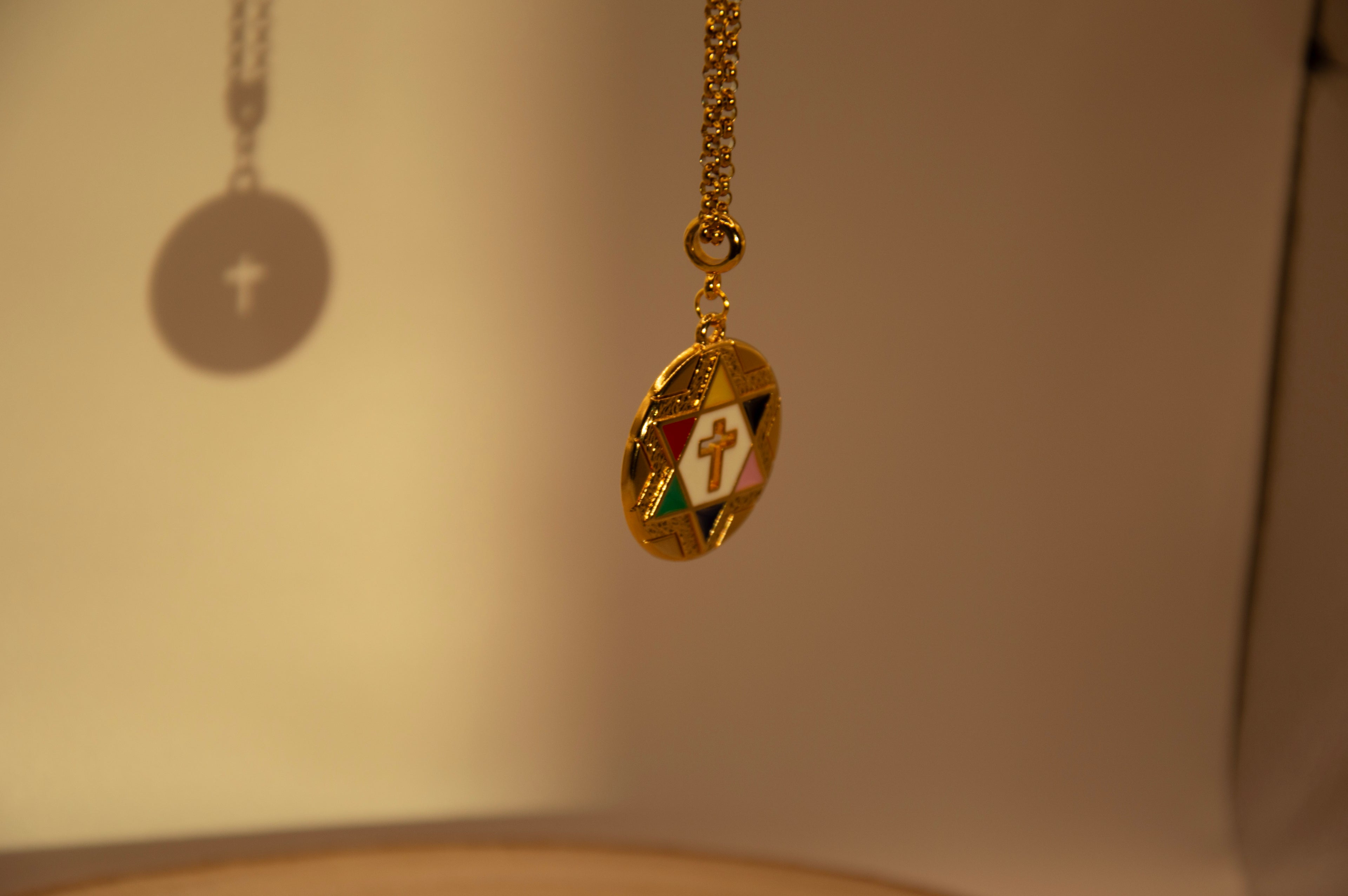 Medalhão Sagrado: A Força do Orixá